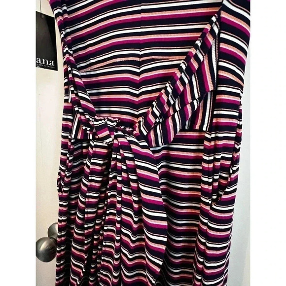 ANA playsuit  romper size medium NWT striped and stretchy - Picture 6 of 6
